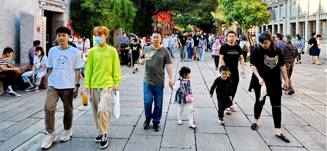 China sees tourism boom during Golden Week holiday 