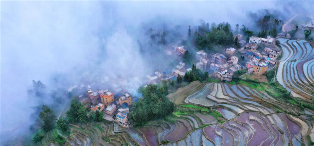 Yuanyang rice terraces reveal beauty of winter 