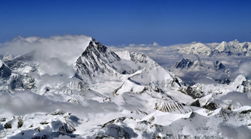8,848.86 meters -- China, Nepal jointly announce new height of Mt. Qomolangma