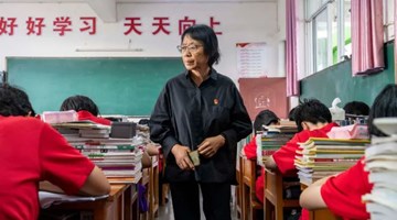 Teacher helps 1,804 girls change their destiny