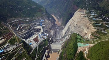 Spillway tunnels for Chinese mega hydropower project completed