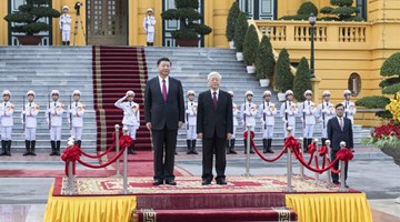 Xi calls for strengthened Vietnam ties