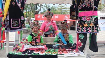 Pu’er City promotes heritages during Dragon Boat Festival