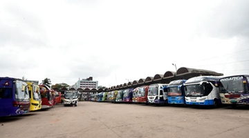 Bangladesh suspends transport services connecting capital to contain COVID-19