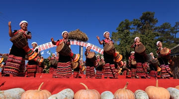 Swing dance brings fortune to Lahu folks