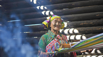 Landscapes, ethnic cultures in Nujiang entertain visitors  