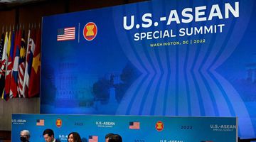ASEAN countries want balance while the US is dividing Asia