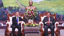 Wang Yang visits Laos to promote bilateral cooperation, boost ties
