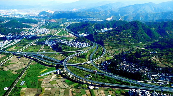 Dali-Lijiang freeway wins national golden award 