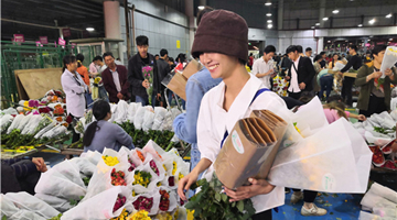 Flower business in full blossom for traders