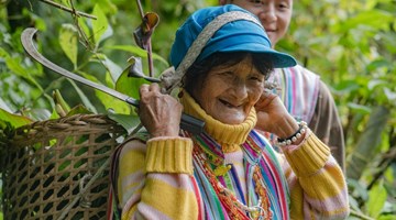 Better life of elder from Dulong ethnic group in NW Yunnan