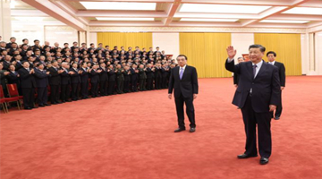 Xi meets Chang'e-5 mission representatives 