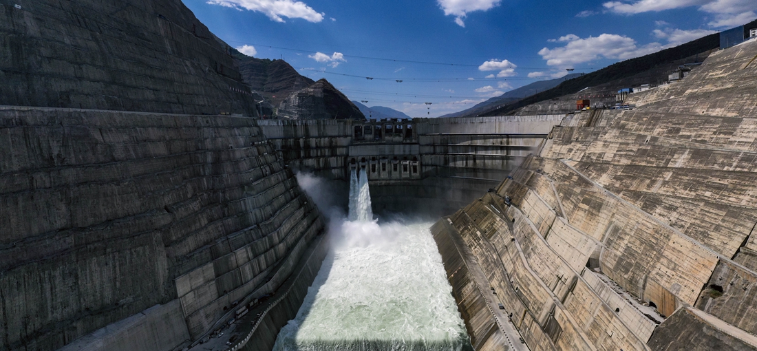 Baihetan hydropower station under construction