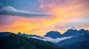 Yunnan: south of colorful clouds