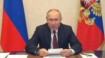 Russia, China stand against politicizing sports: Putin 