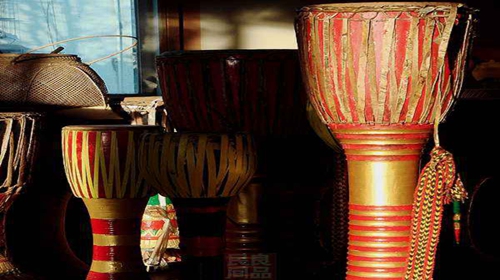 Feng Chuanshi: Outstanding craftsman of elephant-foot drum making in SW China’s Yunnan